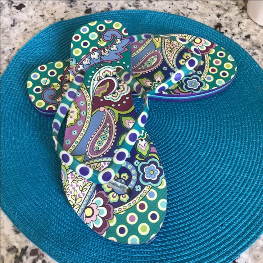 Vera Bradley Purple Blue Paisley Flip Flops 7-8